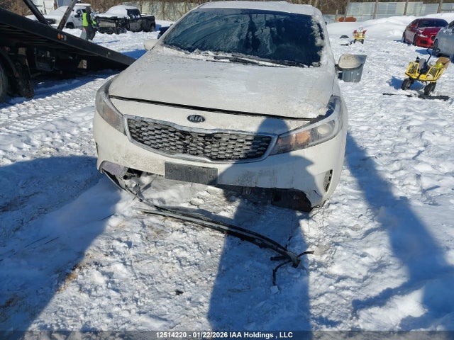 3KPFL4A72JE280131 KIA Forte