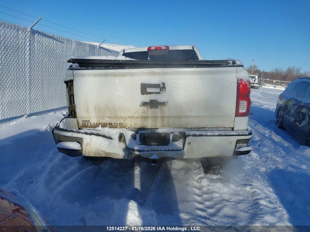 3GCUKSEC5JG521089 Chevrolet Silverado 1500 2lz