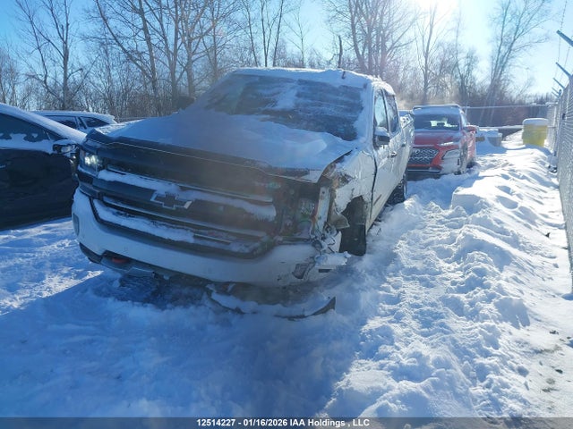 3GCUKSEC5JG521089 Chevrolet Silverado 1500 2lz