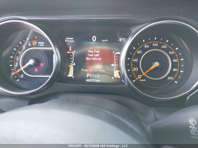 1C4HJXDG9NW209449 Jeep Wrangler Unlimited Sport Altitude
