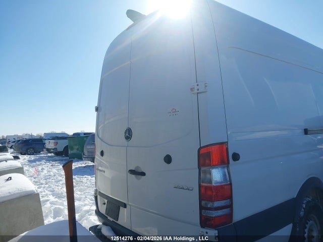 12514276 :رقم المزاد ، WD3BE8CD0JP608238 vin ، 2018 Mercedes-benz Sprinter 2500 مزاد بيع