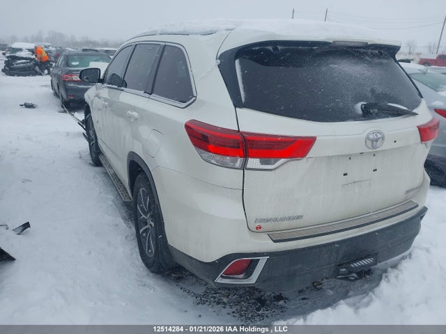 5TDJZRFH9HS511467 Toyota Highlander