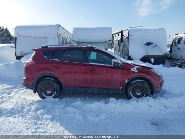 12514290 :رقم المزاد ، 2T3RFREV1JW837741 vin ، 2018 Toyota Rav4 Adventure/xle مزاد بيع