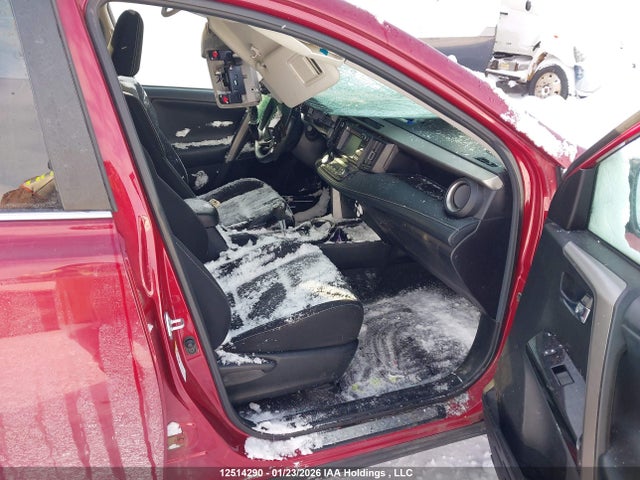 12514290 :رقم المزاد ، 2T3RFREV1JW837741 vin ، 2018 Toyota Rav4 Adventure/xle مزاد بيع