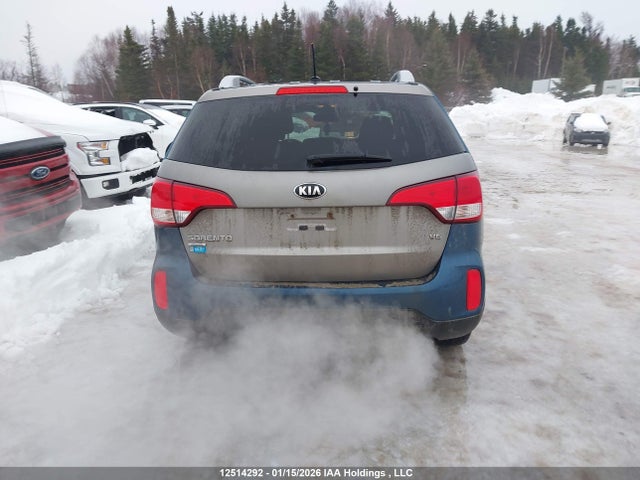 5XYKTDA73EG433381 KIA Sorento Lx V6