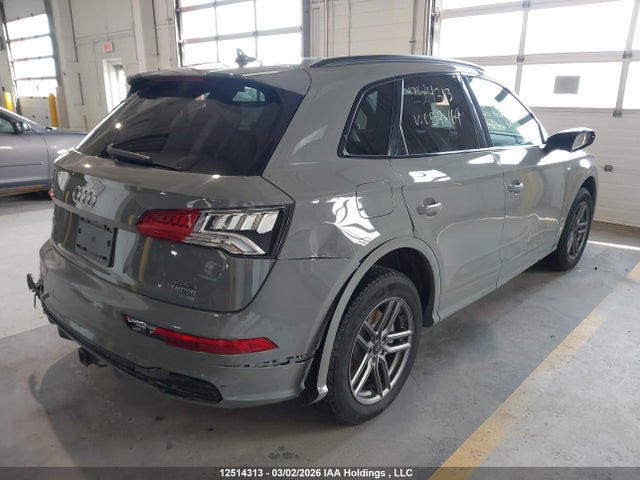 WA1ENAFY8L2059469 Audi Q5 Titanium Premium Plus