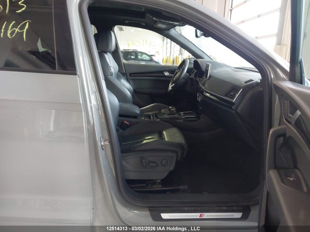 WA1ENAFY8L2059469 Audi Q5 Titanium Premium Plus