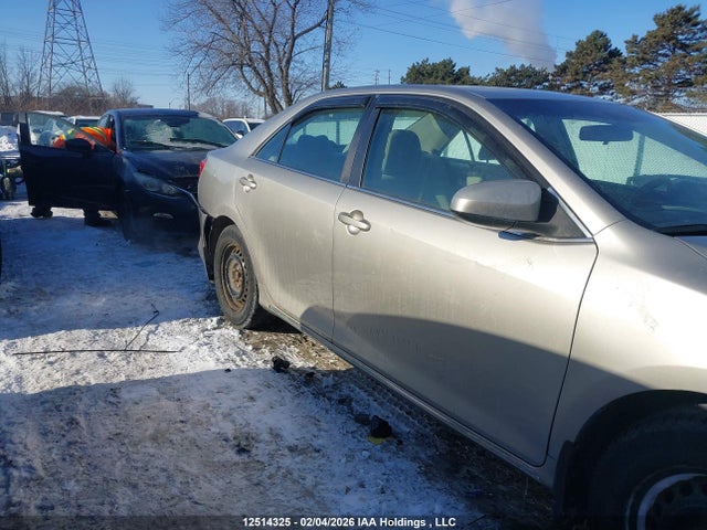 12514325 :رقم المزاد ، 4T1BF1FK9EU409874 vin ، 2014 Toyota Camry Le مزاد بيع
