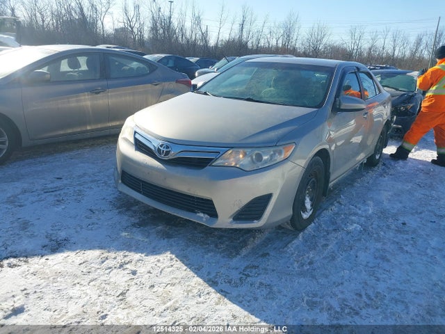 12514325 :رقم المزاد ، 4T1BF1FK9EU409874 vin ، 2014 Toyota Camry Le مزاد بيع