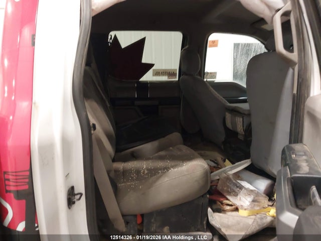 1FT8W3DT7HED88771 Ford F-350 Xlt