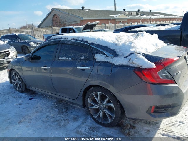Honda Civic 2019 2HGFC1F94KH102480 Image 14
