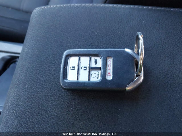 2HKRW2H27JH111513 Honda CR-V LX