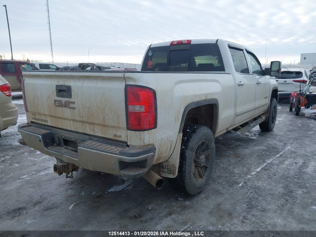 1GT12TEY7JF125204 GMC Sierra K2500 Slt