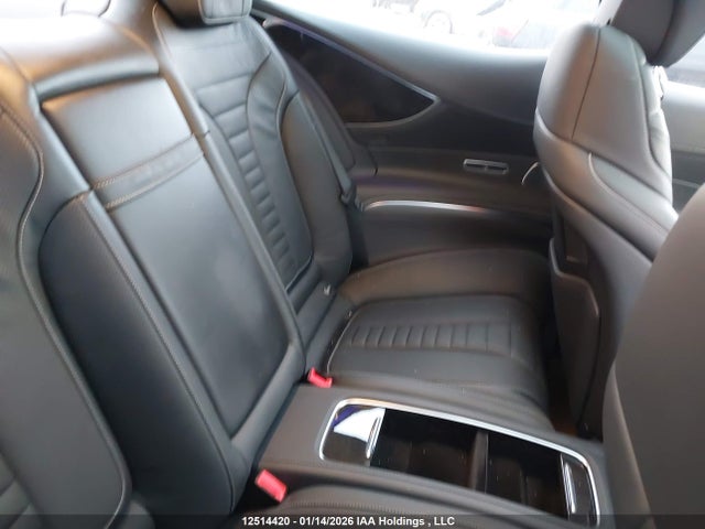 WDDXJ8GB8KA039617 Mercedes-Benz S 560 4matic