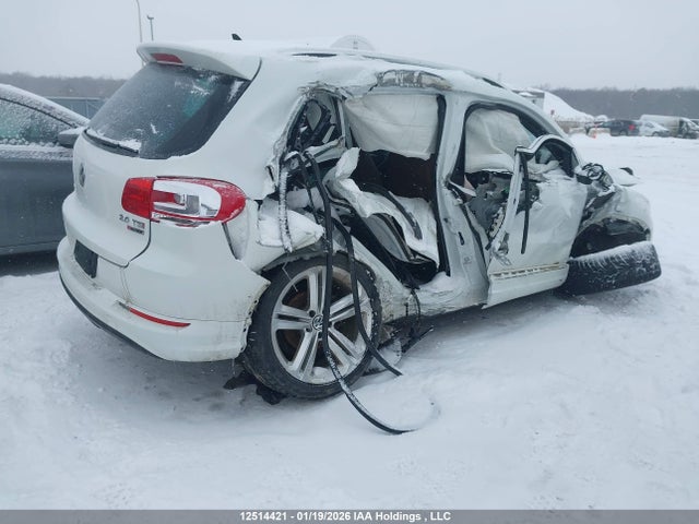 WVGJV7AX0GW010444 Volkswagen Tiguan Comfort/high/r-line/sp Ed