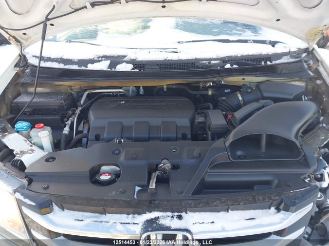 Honda Odyssey 2015 5FNRL5H47FB512786 Image 10