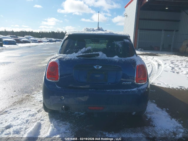 WMWXP5C59G3B15199 Mini Cooper