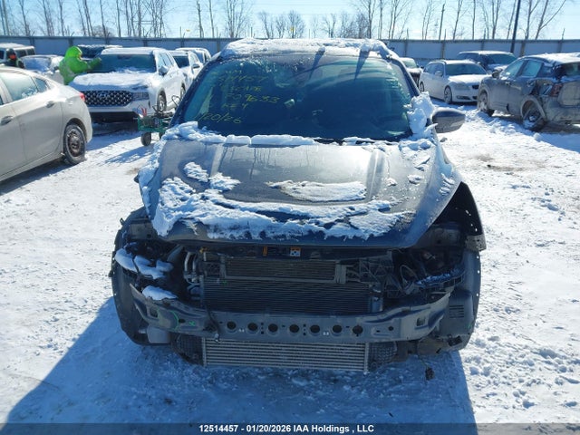 1FMCU0J99HUF09633 Ford Escape Titanium