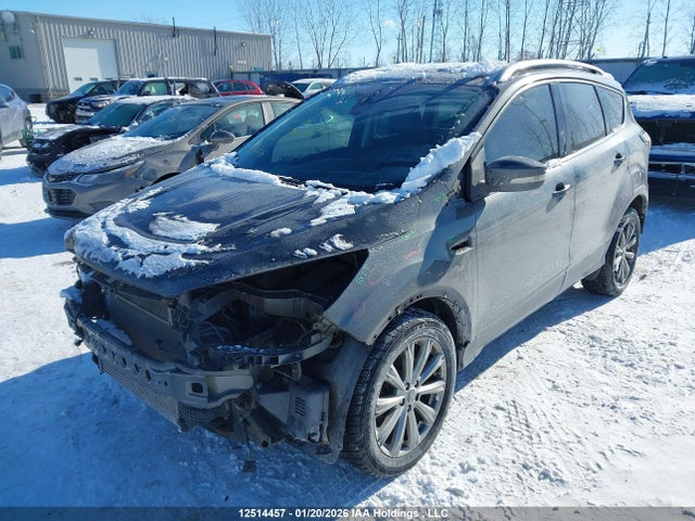 1FMCU0J99HUF09633 Ford Escape Titanium