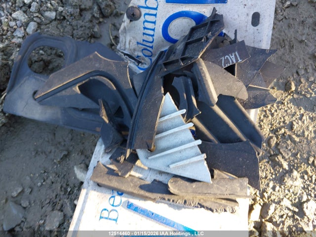 KMHLM4DG2RU729702 Hyundai ELANTRA SEL