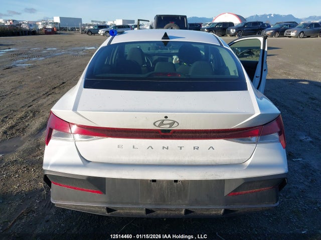 KMHLM4DG2RU729702 Hyundai ELANTRA SEL