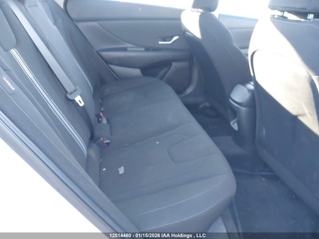 KMHLM4DG2RU729702 Hyundai ELANTRA SEL