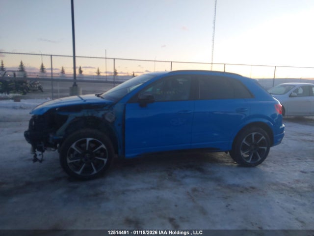 WA1EECF3XM1120229 Audi Q3 45 Progressiv