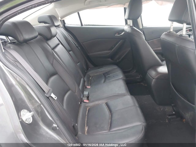 JM1BN1T78H1149660 Mazda 3 SE