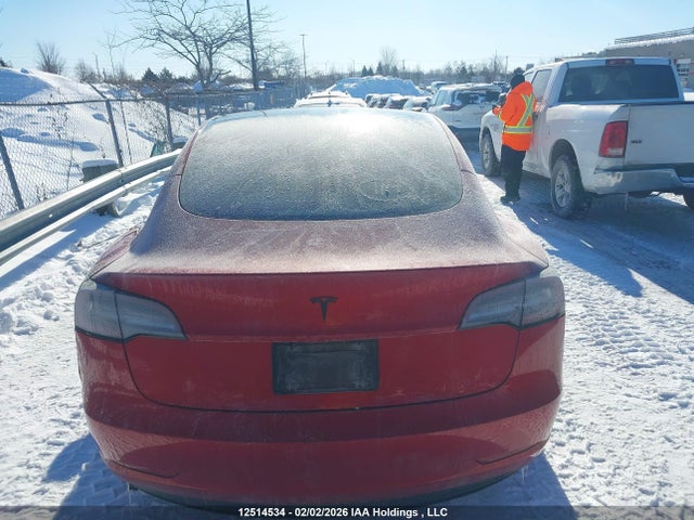 5YJ3E1EA1NF333063 Tesla Model 3 Rwd/standard Range