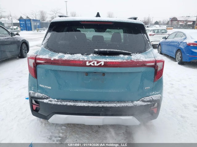 KNDEUCAALR7642864 KIA Seltos