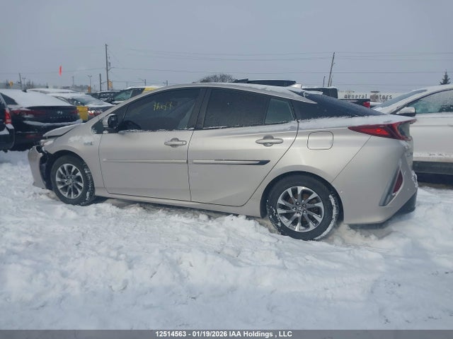 JTDKAMFP5M3169064 Toyota Prius Prime Upgrade