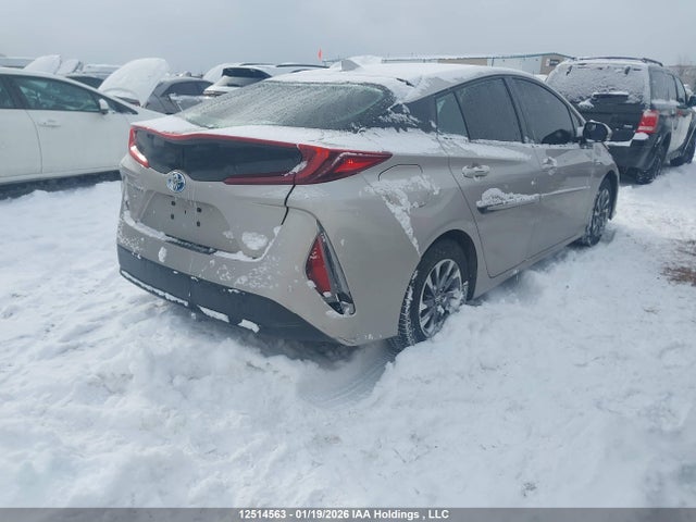 JTDKAMFP5M3169064 Toyota Prius Prime Upgrade