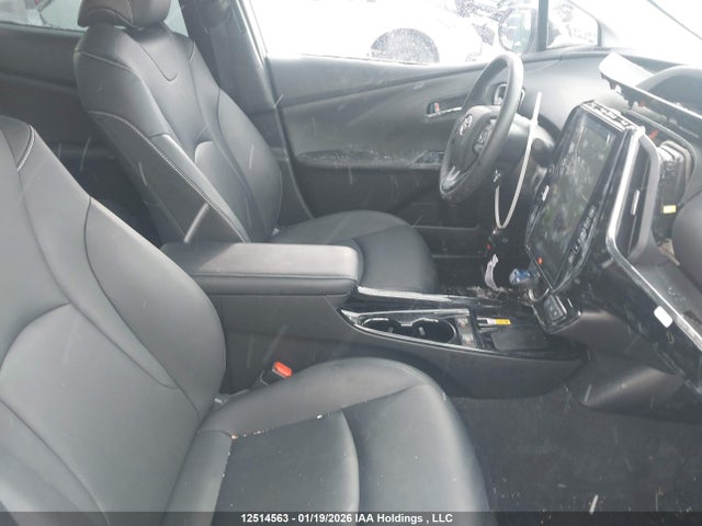 JTDKAMFP5M3169064 Toyota Prius Prime Upgrade