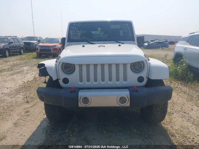 2011 Jeep Wrangler Unlimited Sahara მანქანა იყიდება აუქციონზე, vin: 1J4BA5H14BL634732, აუქციონის ნომერი: 12514564