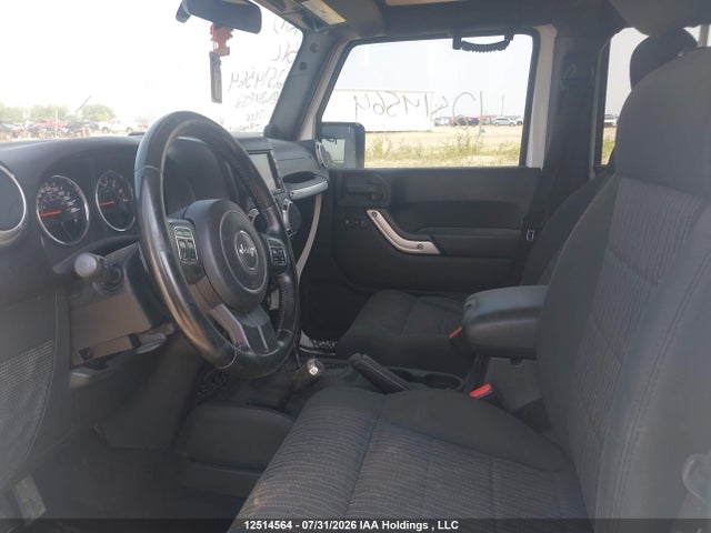 2011 Jeep Wrangler Unlimited Sahara მანქანა იყიდება აუქციონზე, vin: 1J4BA5H14BL634732, აუქციონის ნომერი: 12514564