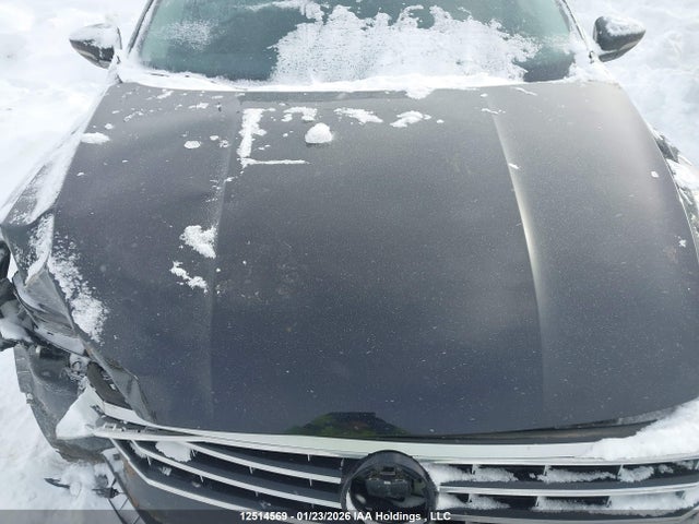 1VWBA7A34JC015055 Volkswagen Passat 2.0 Tsi Comfortline