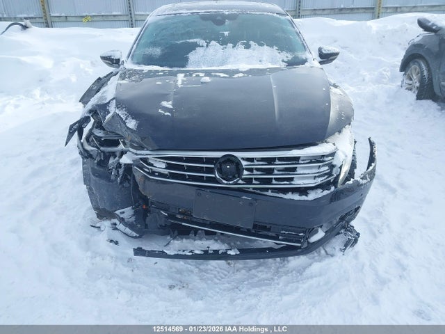 1VWBA7A34JC015055 Volkswagen Passat 2.0 Tsi Comfortline