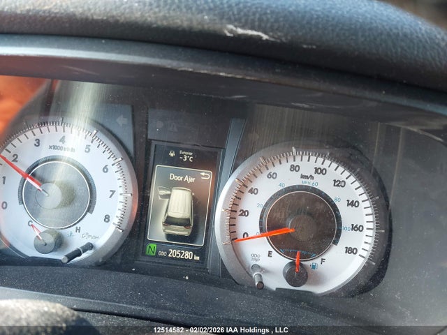 5TDXZ3DC5HS853576 Toyota Sienna Se 8 Passenger