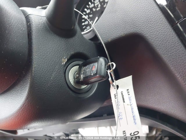 JN1BJ1CW6LW381725 Nissan Qashqai S/sl/sv