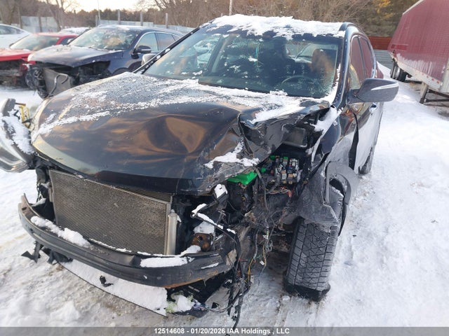 5XYZUDLB7JG573621 Hyundai SANTA FE SPORT