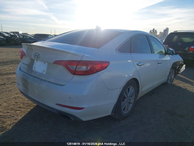 5NPE24AF8FH209251 Hyundai SONATA GLS