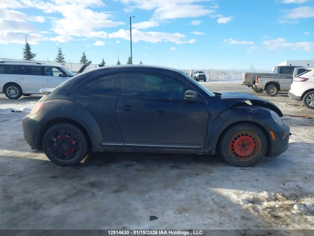 3VWJ17AT9HM615638 Volkswagen Beetle Se/sel