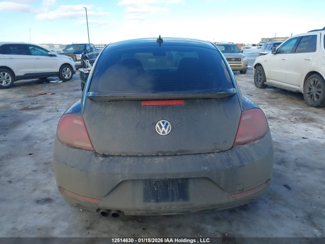 3VWJ17AT9HM615638 Volkswagen Beetle Se/sel