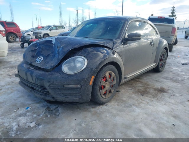 3VWJ17AT9HM615638 Volkswagen Beetle Se/sel