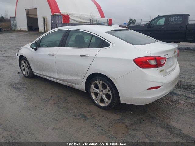 Chevrolet Cruze Premier Auto 2018 1G1BF5SM0J7227386 Image 3