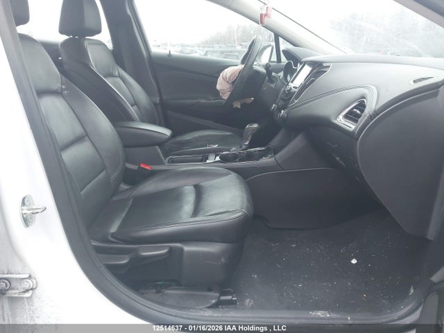 Chevrolet Cruze Premier Auto 2018 1G1BF5SM0J7227386 Image 5