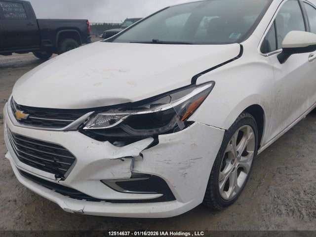 Chevrolet Cruze Premier Auto 2018 1G1BF5SM0J7227386 Image 6