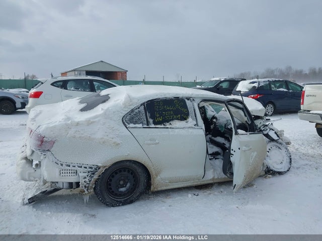 3VW267AJ8GM393709 Volkswagen Jetta 1.4 Tsi Trendline/1.4 Tsi Trendline+