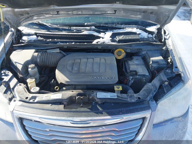 2C4RC1CGXER179898 Chrysler Town &amp; Country