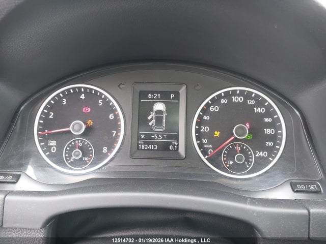 WVGJV7AX4FW115972 Volkswagen Tiguan Comfortline/highline/special Edition/trendline